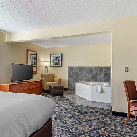 Quality Inn Indianola Eksteriør billede